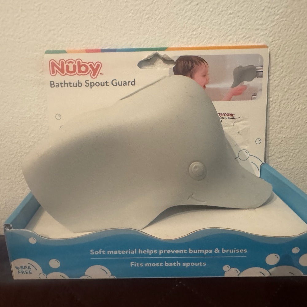Nuby Gray Bathtub Spout Guard